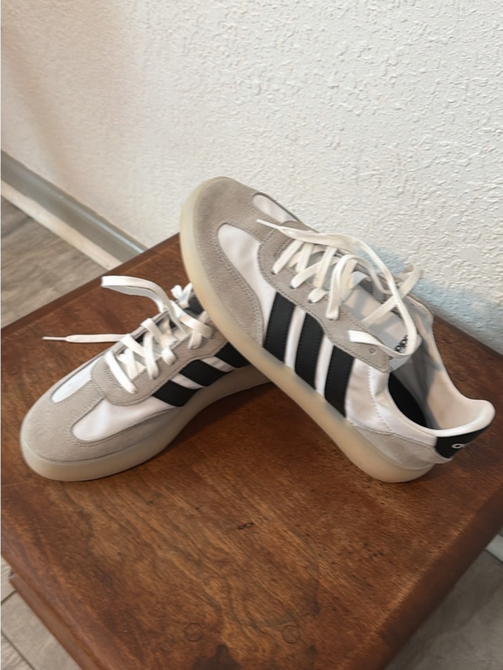 adidas Men’s White, Gray & Black Retro Samba-Inspired Sneakers